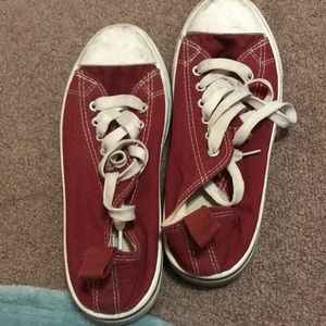 Burgundy off brand converse